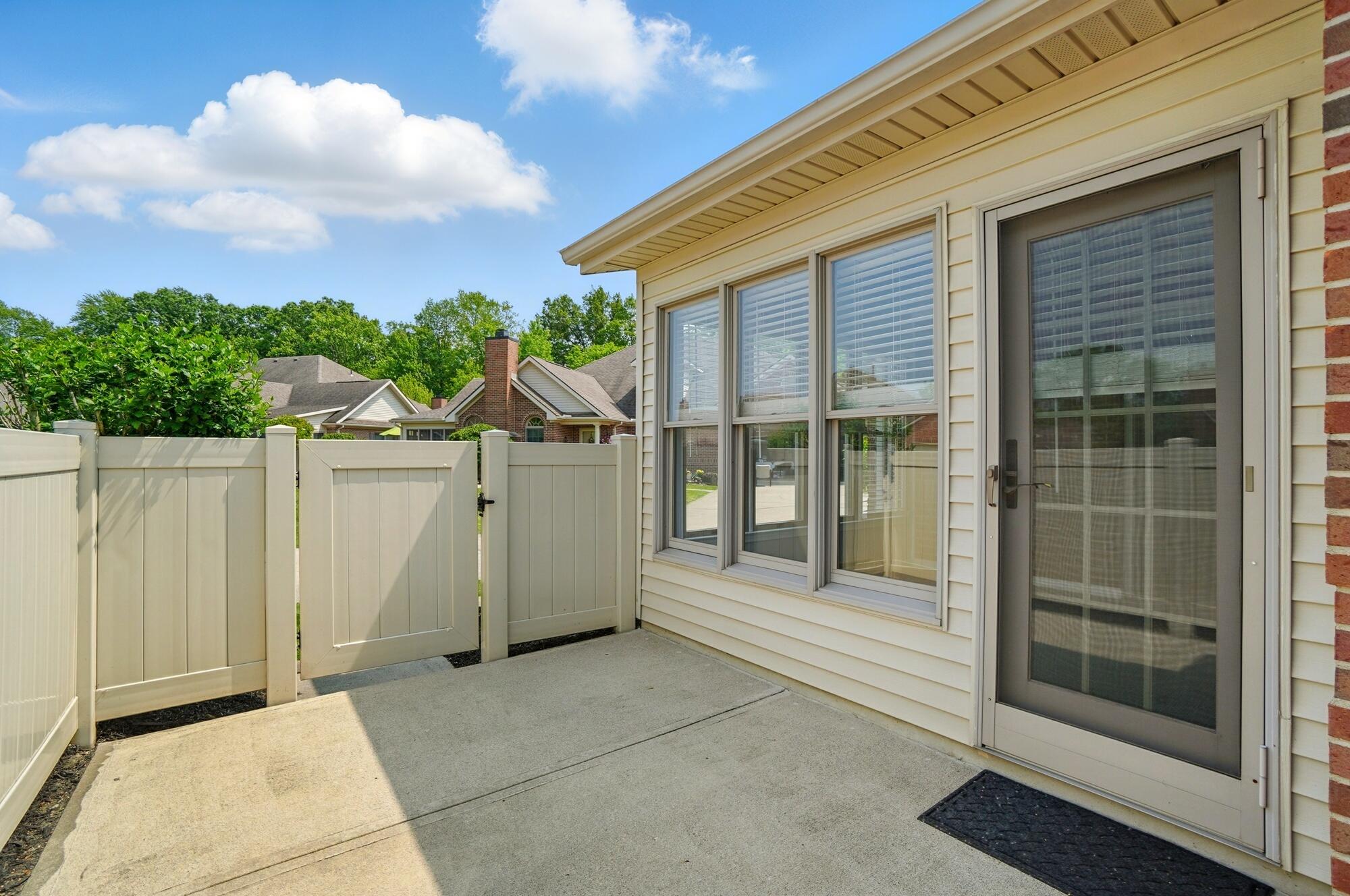 816 Brendle Trace, Springfield, Ohio 45503