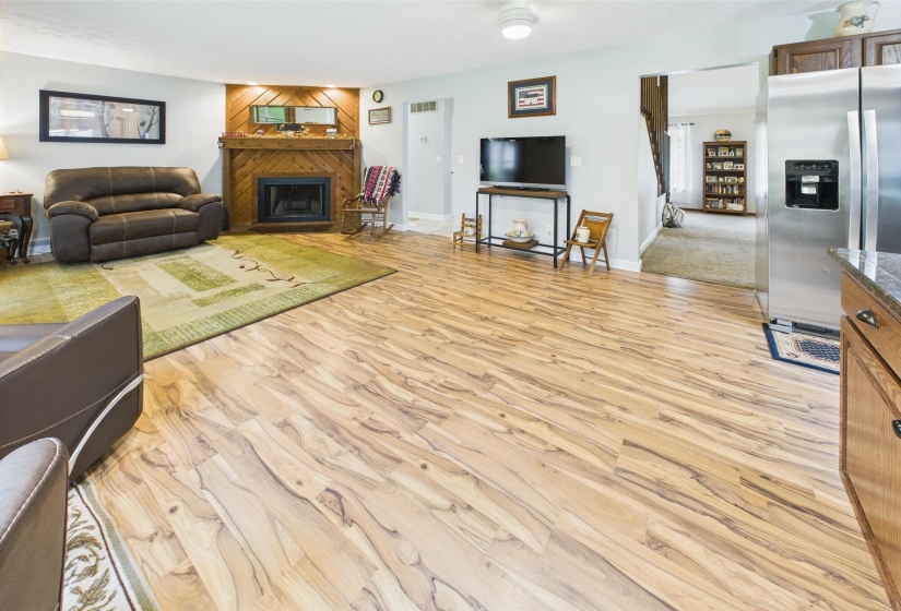 9- Fam Room (4)