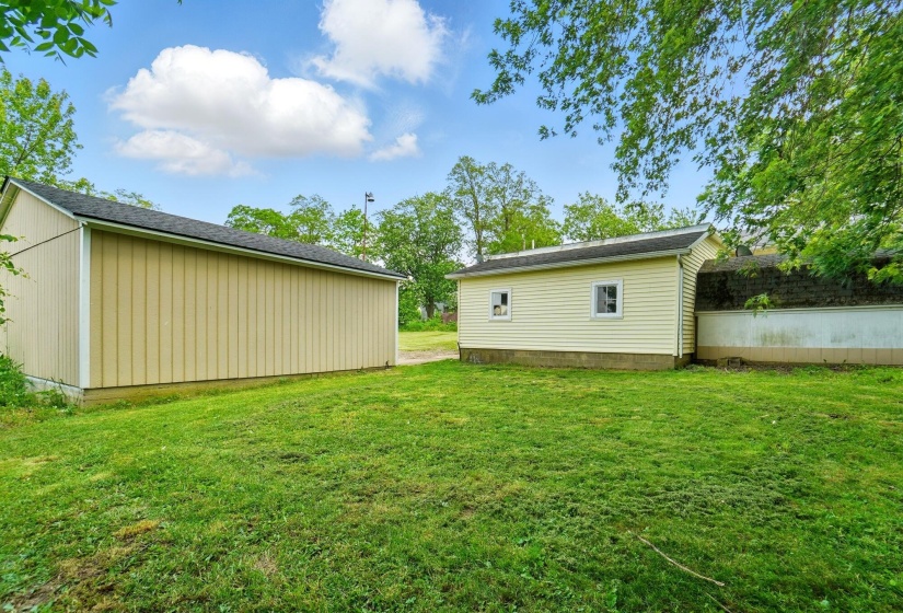 11124 Knoxville Road