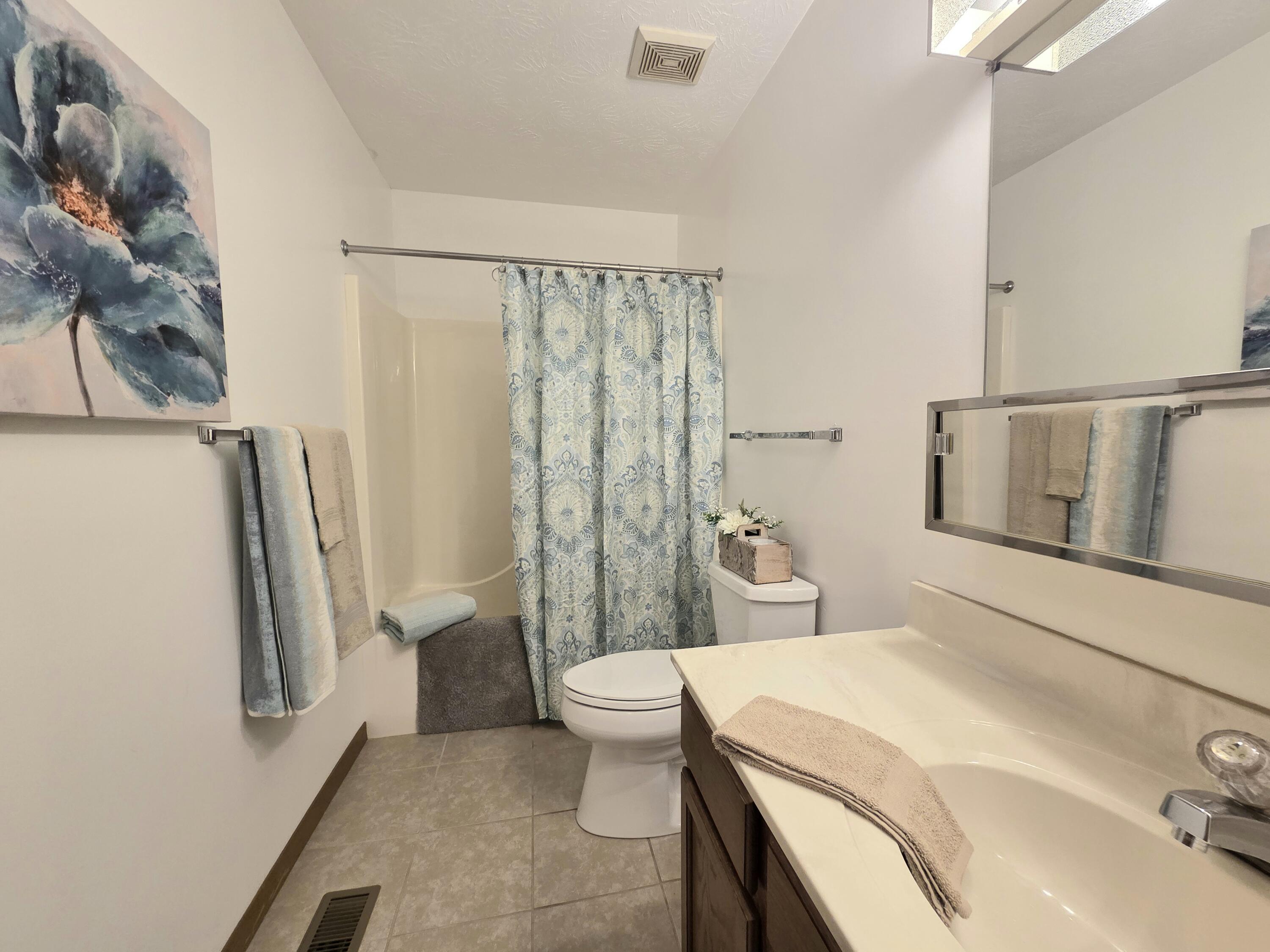 3032 Armsgate Road, Springfield, Ohio 45503