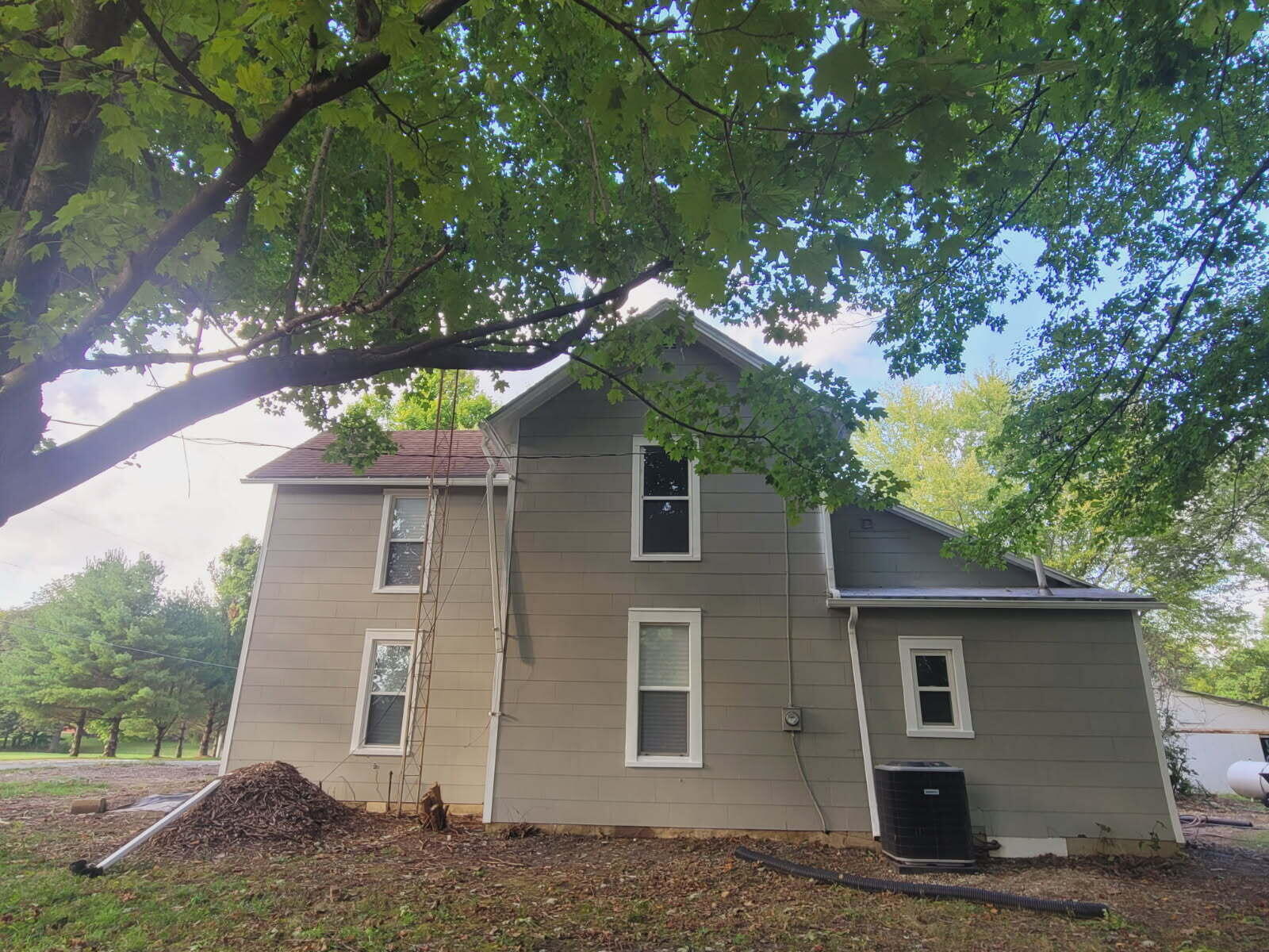 4742 Peacock Road, Springfield, Ohio 45502
