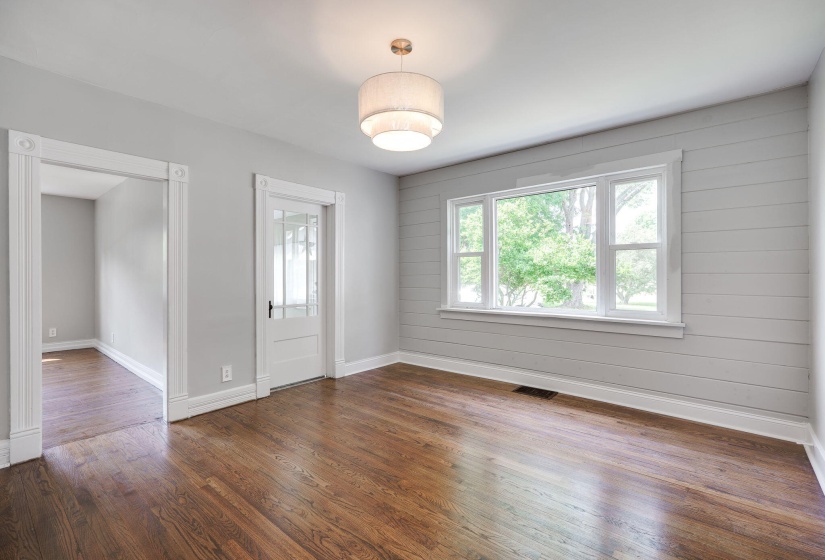 11-web-or-mls-4742-peacock-rd