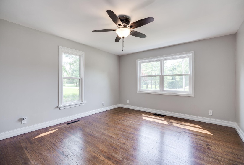 13-web-or-mls-4742-peacock-rd