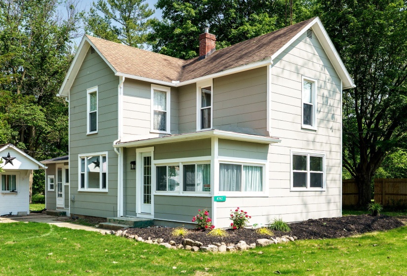 1-web-or-mls-4742-peacock-rd