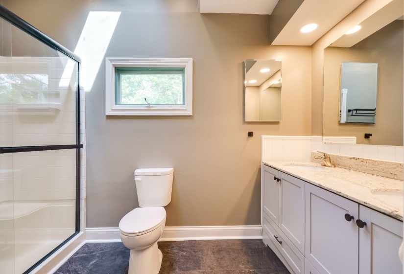 24-web-or-mls-4742-peacock-rd