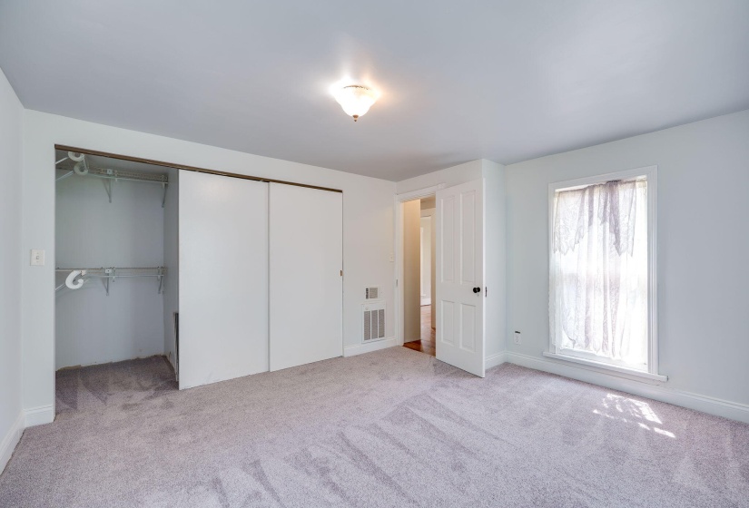 32-web-or-mls-4742-peacock-rd