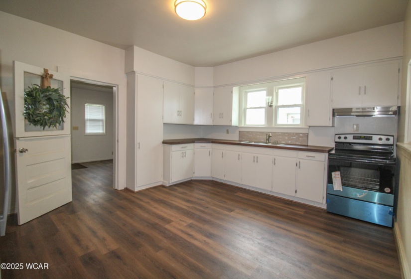 458 McKibben Street, Lima, Ohio, 3 Bedrooms Bedrooms, ,2 BathroomsBathrooms,Residential,For Sale,McKibben,307281