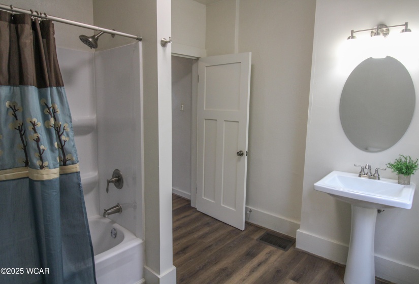 458 McKibben Street, Lima, Ohio, 3 Bedrooms Bedrooms, ,2 BathroomsBathrooms,Residential,For Sale,McKibben,307281