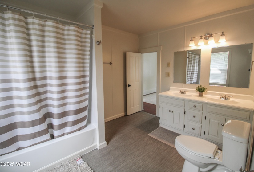 458 McKibben Street, Lima, Ohio, 3 Bedrooms Bedrooms, ,2 BathroomsBathrooms,Residential,For Sale,McKibben,307281