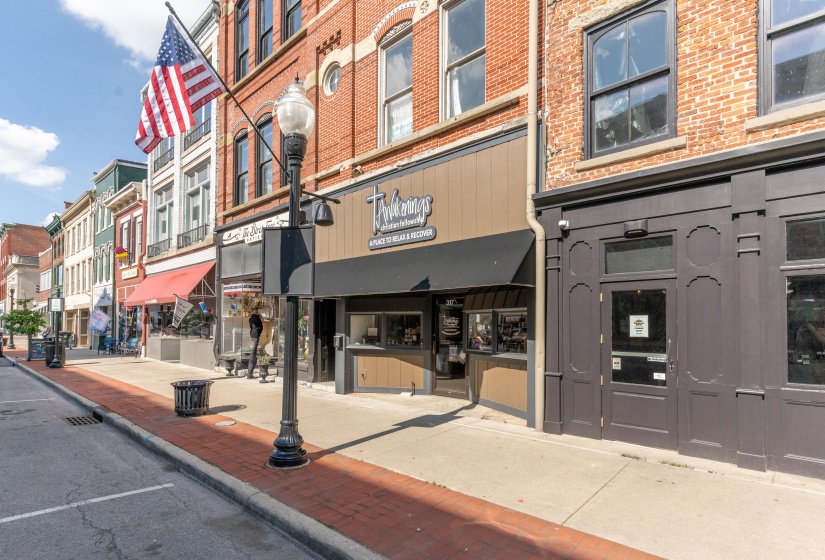 317 Main, Piqua-4