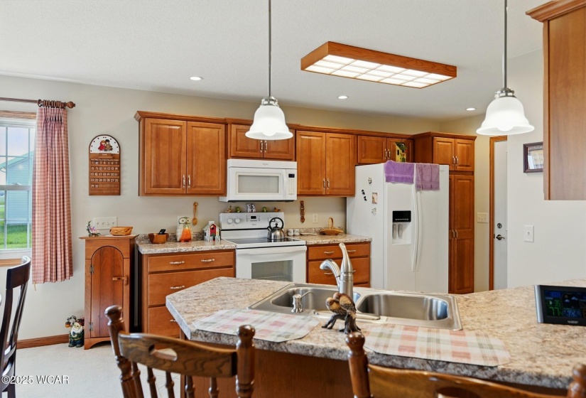 1076 Stonegate Court, Wapakoneta, Ohio, 2 Bedrooms Bedrooms, ,2 BathroomsBathrooms,Residential,For Sale,Stonegate,307267