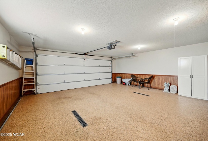 1076 Stonegate Court, Wapakoneta, Ohio, 2 Bedrooms Bedrooms, ,2 BathroomsBathrooms,Residential,For Sale,Stonegate,307267