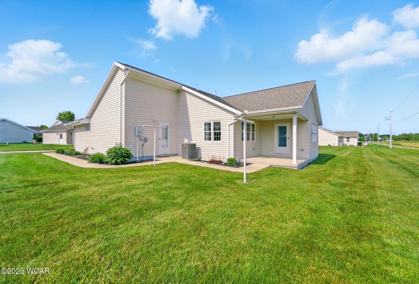 1076 Stonegate Court, Wapakoneta, Ohio, 2 Bedrooms Bedrooms, ,2 BathroomsBathrooms,Residential,For Sale,Stonegate,307267