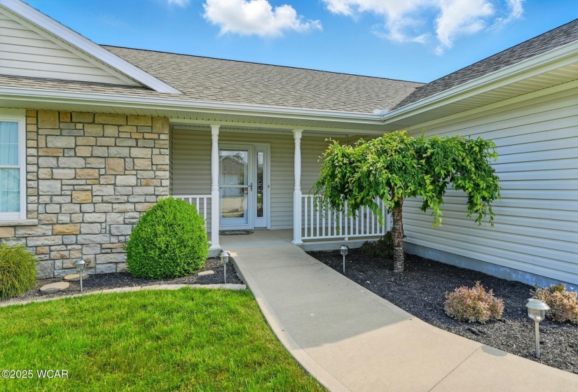 1076 Stonegate Court, Wapakoneta, Ohio, 2 Bedrooms Bedrooms, ,2 BathroomsBathrooms,Residential,For Sale,Stonegate,307267