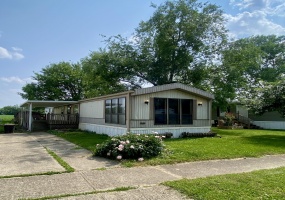 5646 Springfield-Urbana Pike, Urbana, Ohio 43078, 2 Bedrooms Bedrooms, ,2 BathroomsBathrooms,Residential,For Sale,Springfield-Urbana,1035722
