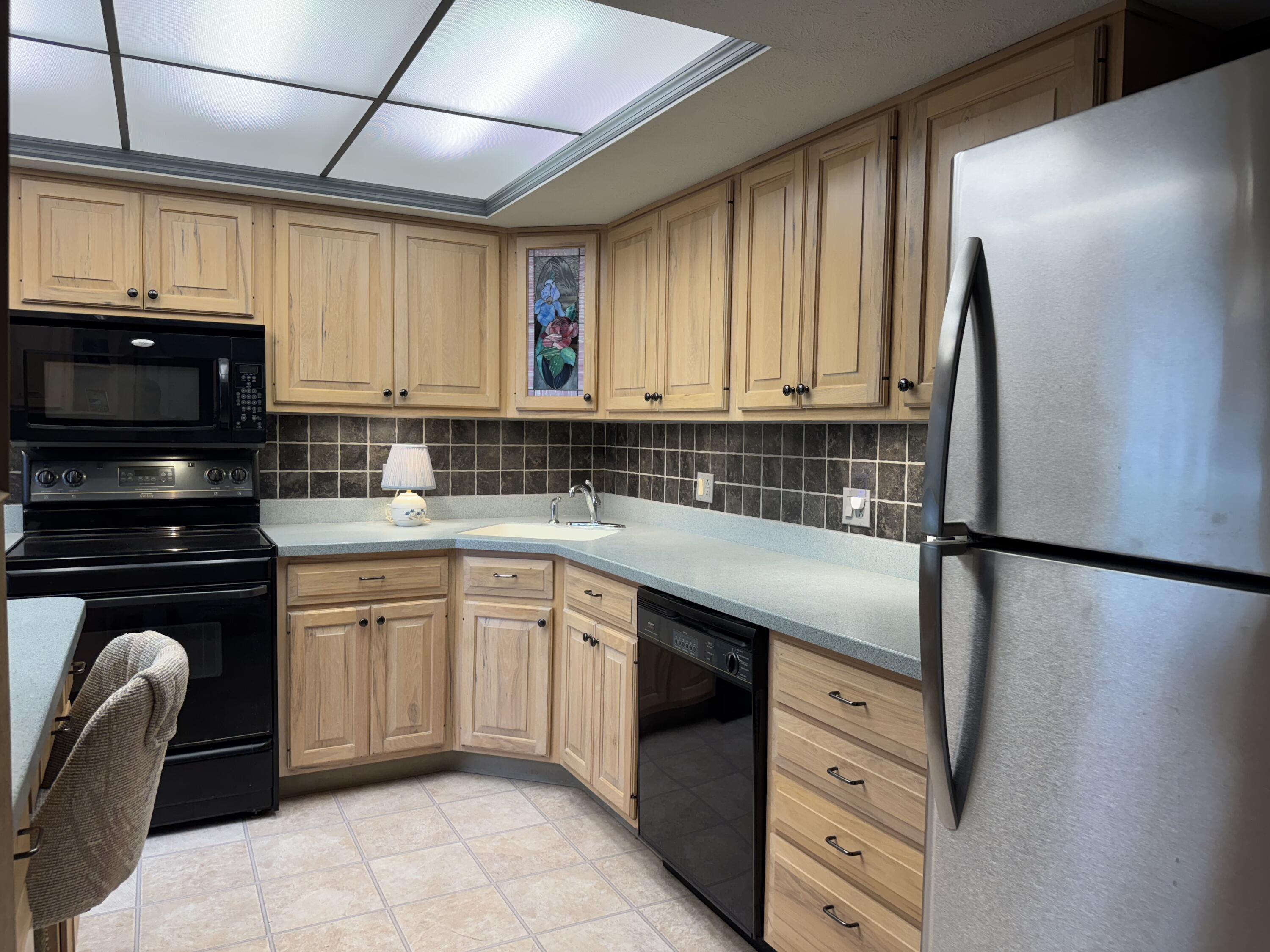 3131 El Camino Drive, Springfield, Ohio 45503