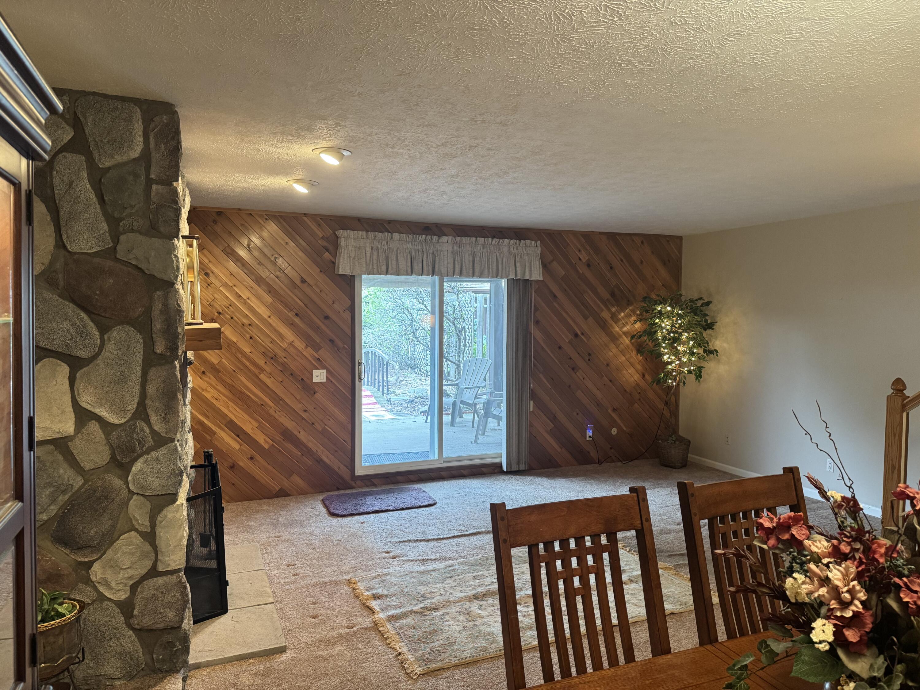 3131 El Camino Drive, Springfield, Ohio 45503
