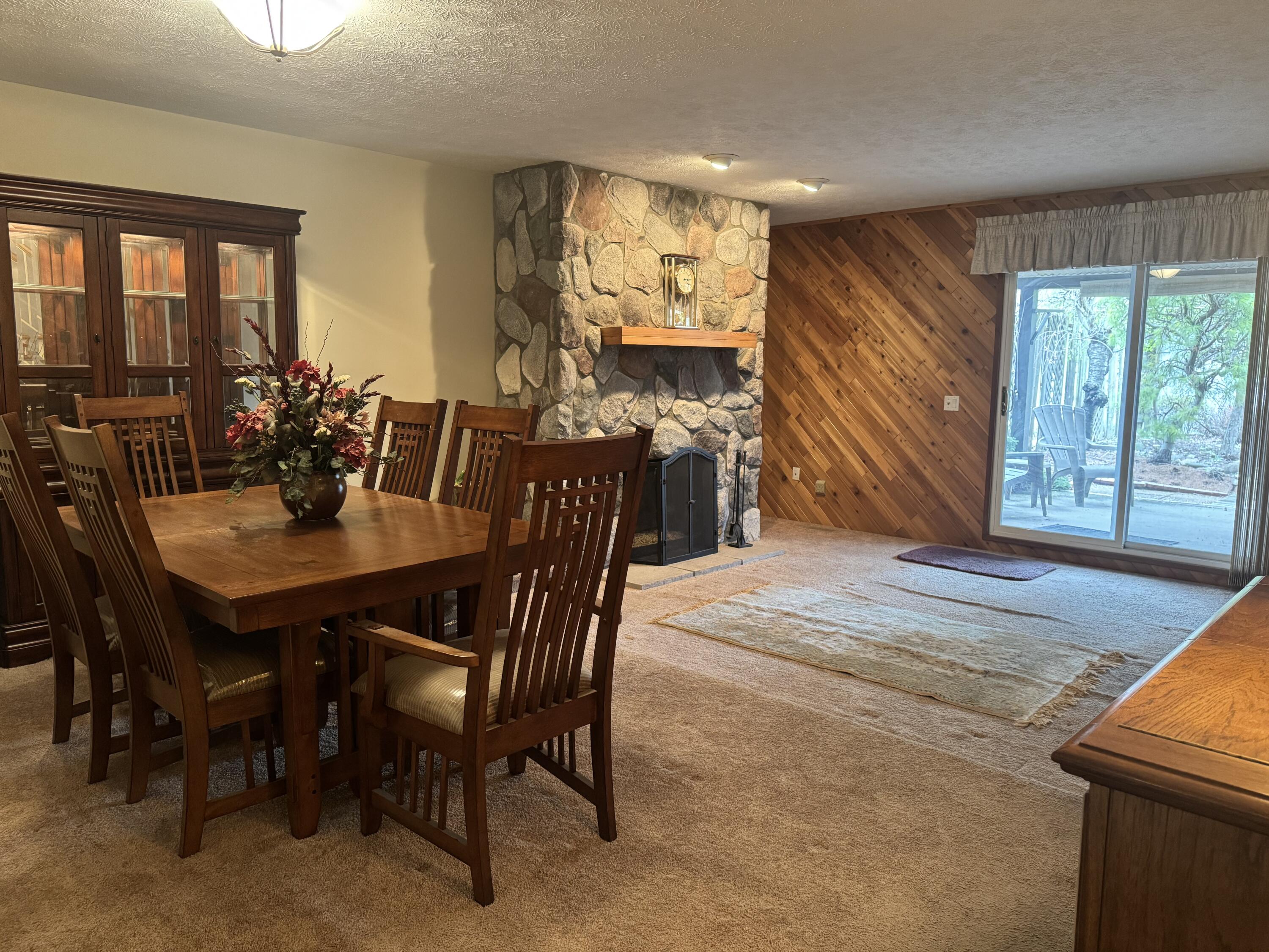 3131 El Camino Drive, Springfield, Ohio 45503