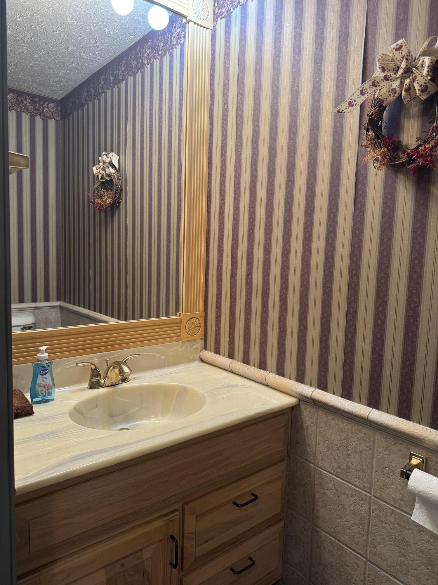 3131 El Camino Drive, Springfield, Ohio 45503