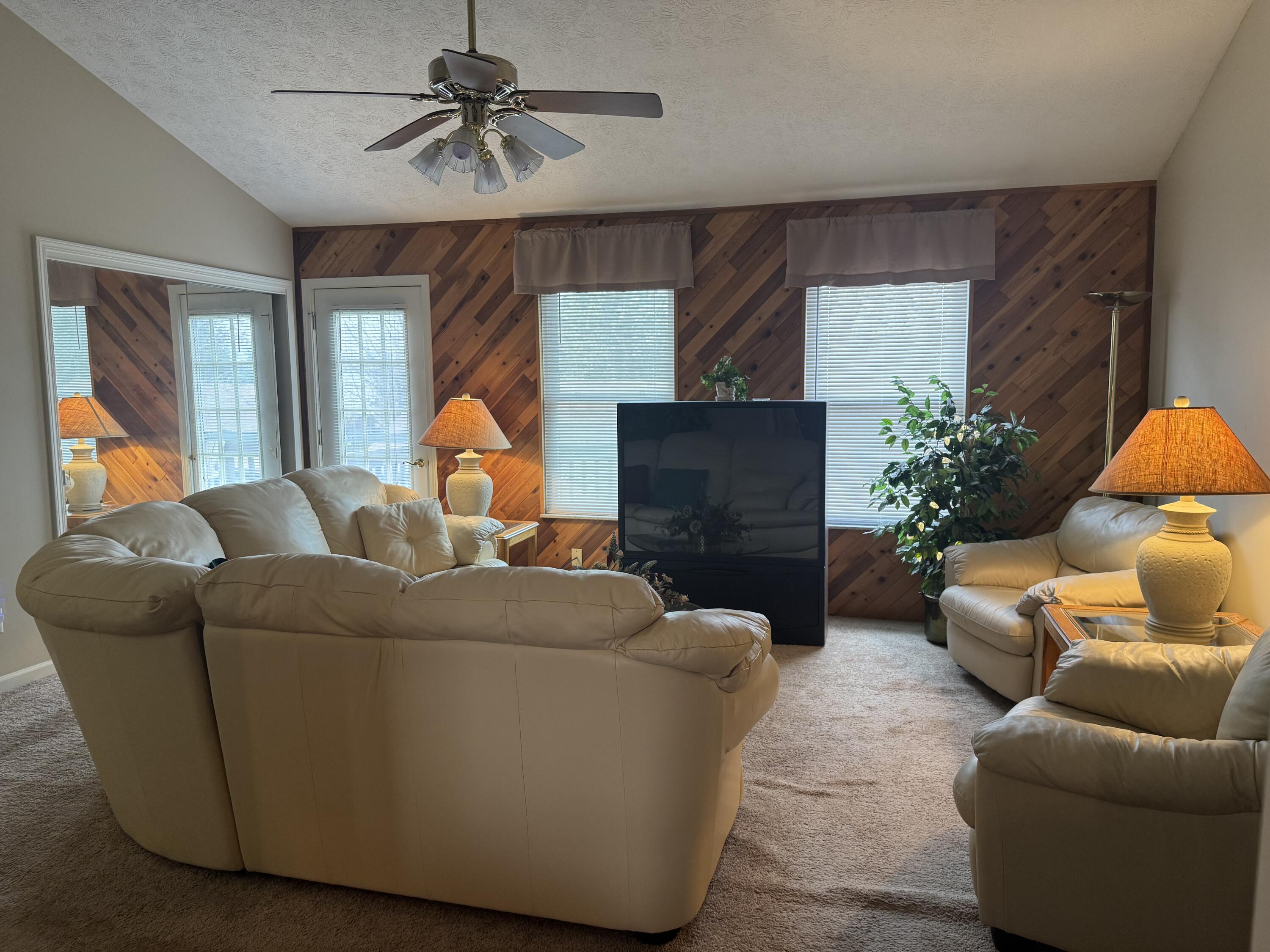 3131 El Camino Drive, Springfield, Ohio 45503