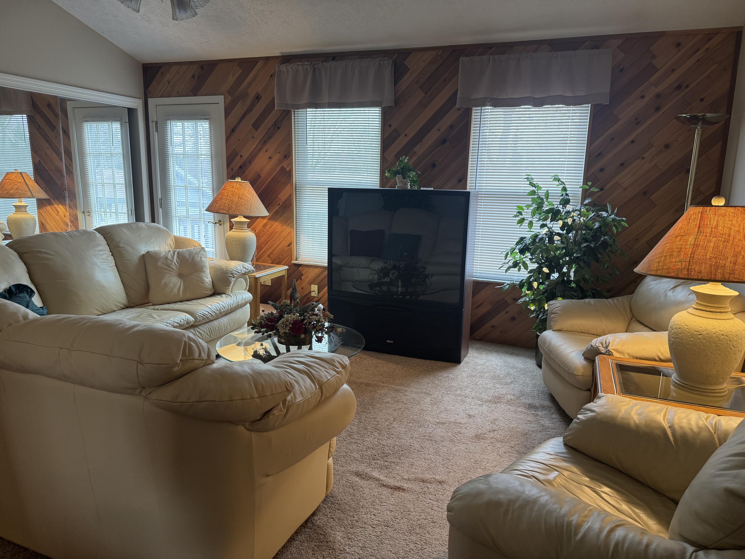 3131 El Camino Drive, Springfield, Ohio 45503