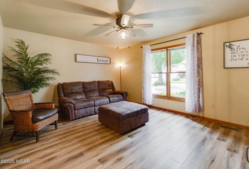 715 Woodridge Drive, Cridersville, Ohio, 3 Bedrooms Bedrooms, ,2 BathroomsBathrooms,Residential,For Sale,Woodridge,307283