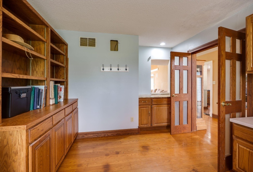 14-web-or-mls-4850-s-charleston-pike