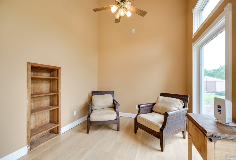 18-web-or-mls-4850-s-charleston-pike
