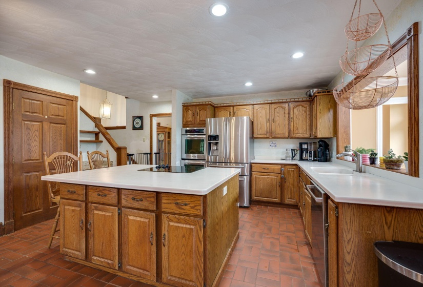 34-web-or-mls-4850-s-charleston-pike