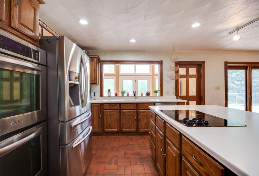 35-web-or-mls-4850-s-charleston-pike
