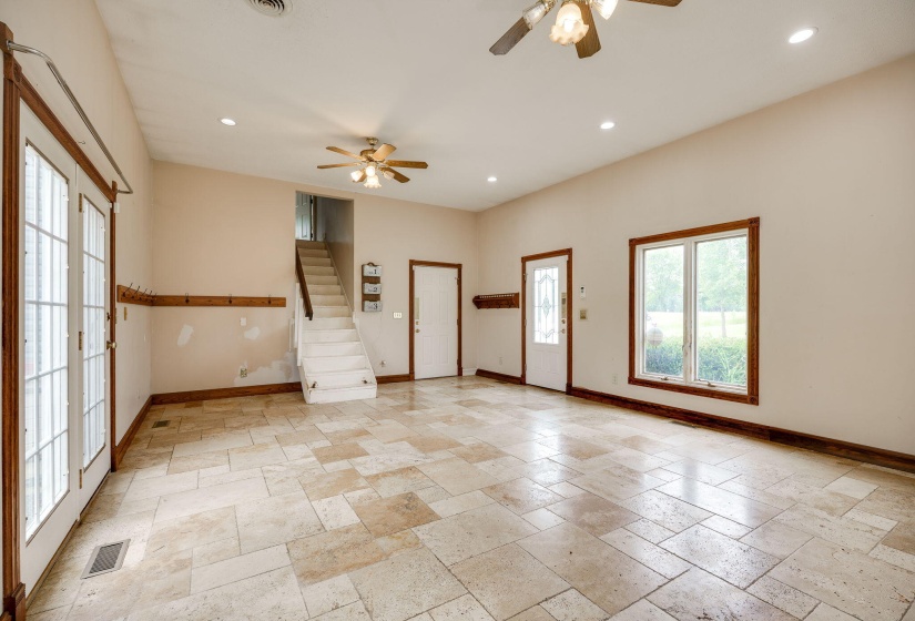 38-web-or-mls-4850-s-charleston-pike