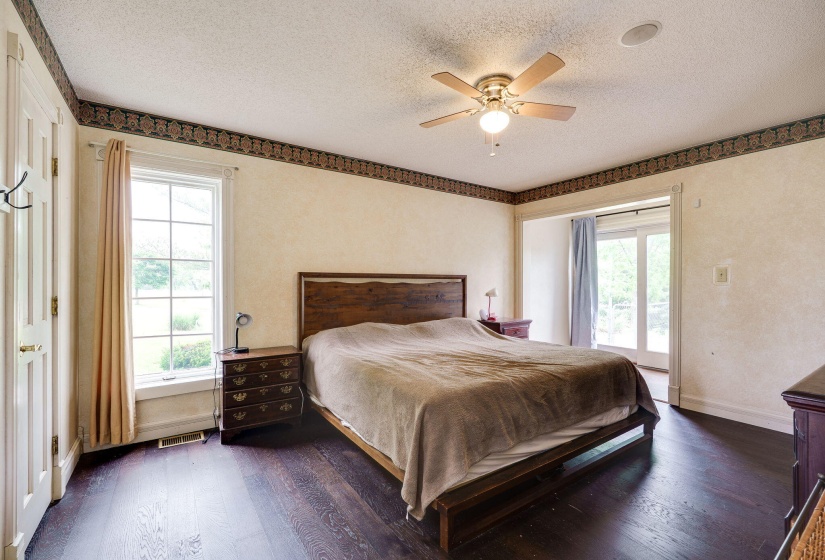 50-web-or-mls-4850-s-charleston-pike