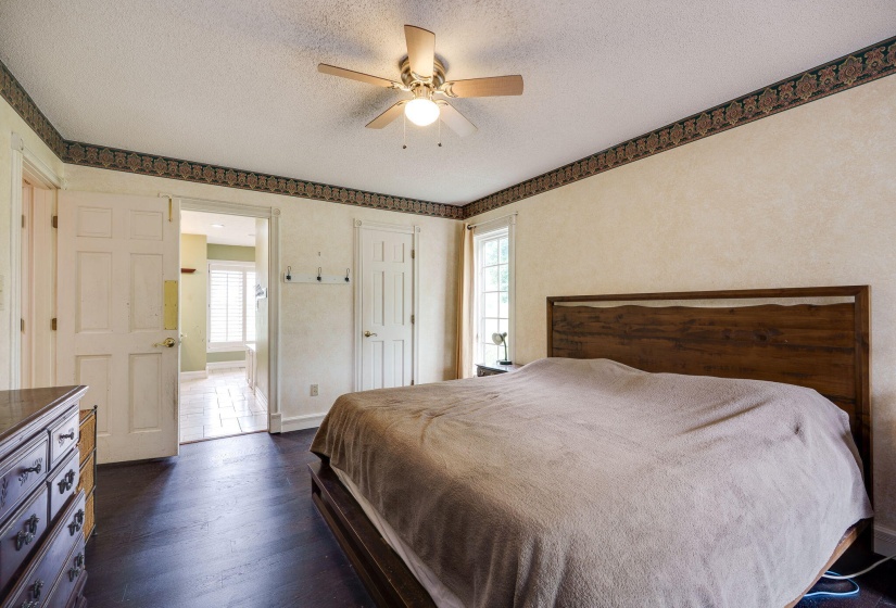 51-web-or-mls-4850-s-charleston-pike