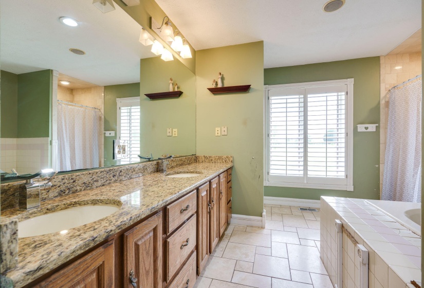 55-web-or-mls-4850-s-charleston-pike
