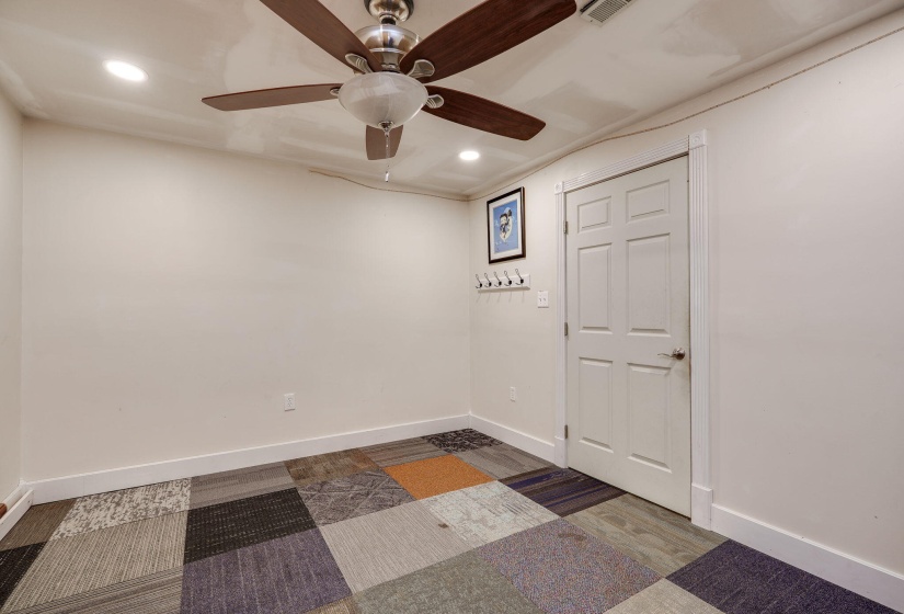74-web-or-mls-4850-s-charleston-pike