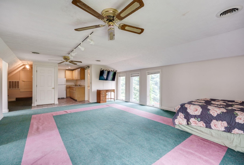 42-web-or-mls-4850-s-charleston-pike