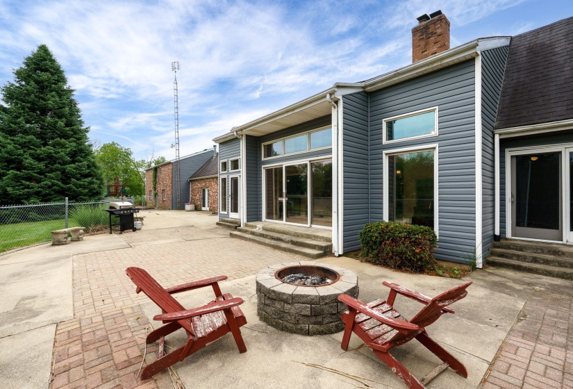 76-web-or-mls-4850-s-charleston-pike
