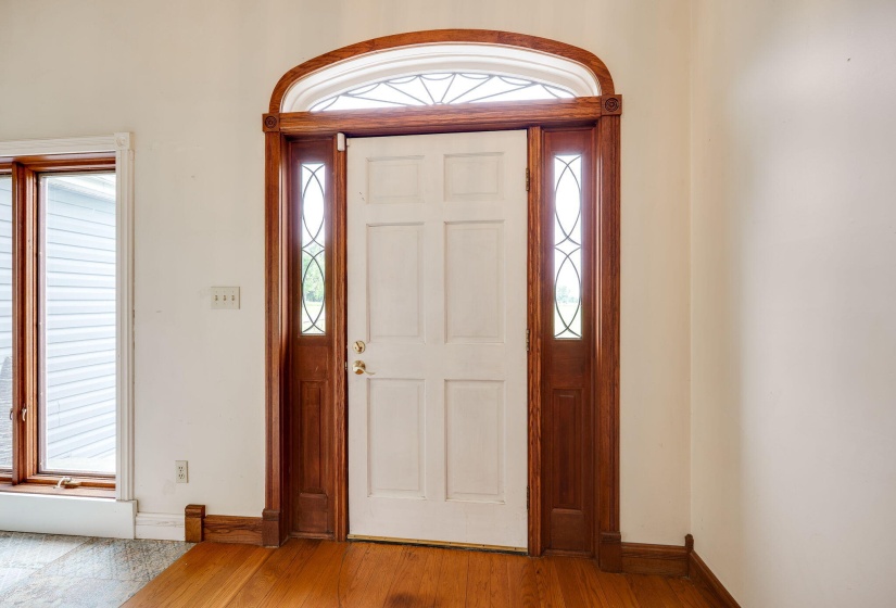9-web-or-mls-4850-s-charleston-pike