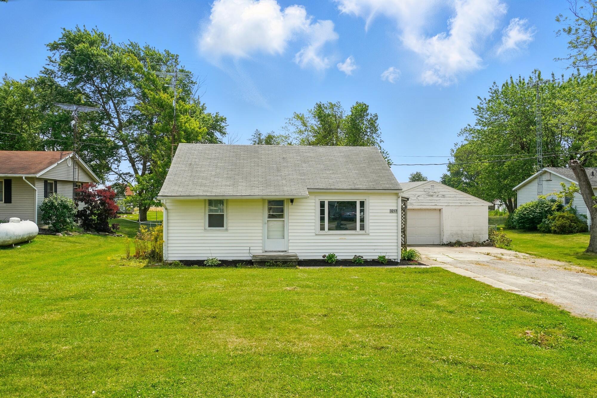 3217 Harding Highway, Marion, Ohio 43302