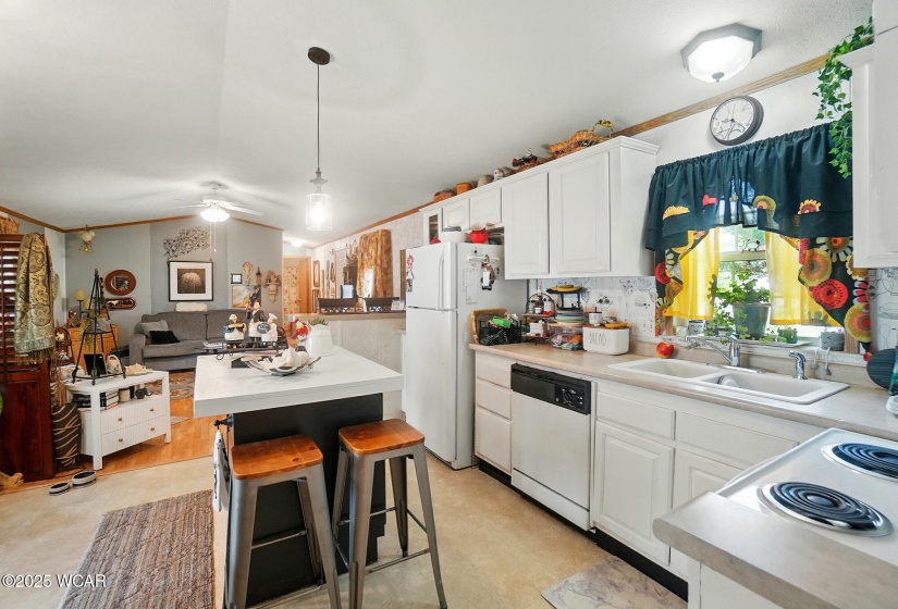 233 Buckingham Drive, Lima, Ohio, 2 Bedrooms Bedrooms, ,2 BathroomsBathrooms,Residential,For Sale,Buckingham,307290