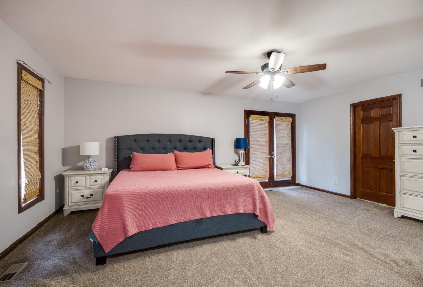19-web-or-mls-1077-pine-meadow-terrace