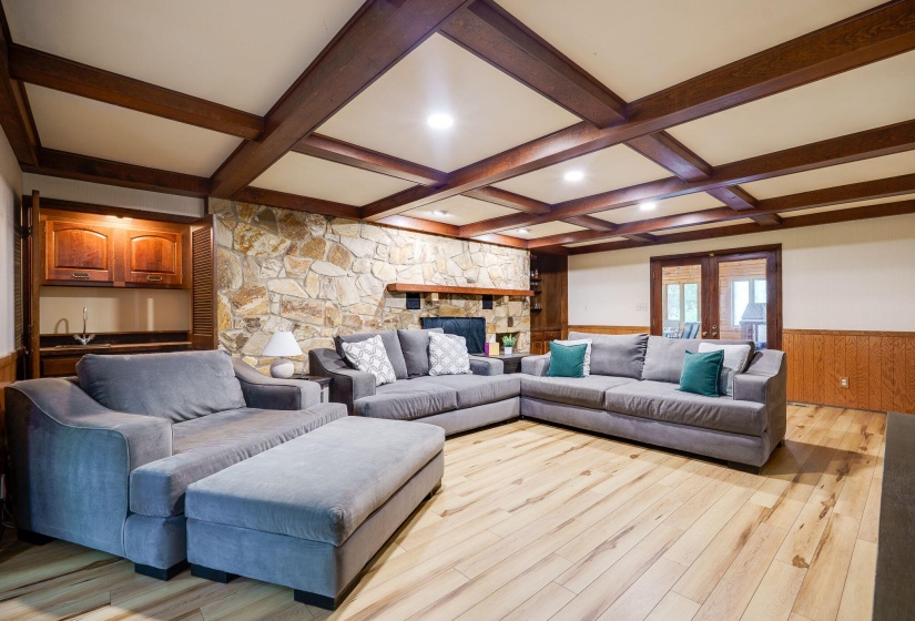 26-web-or-mls-1077-pine-meadow-terrace