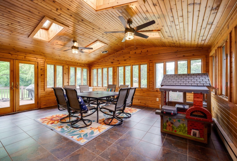 31-web-or-mls-1077-pine-meadow-terrace