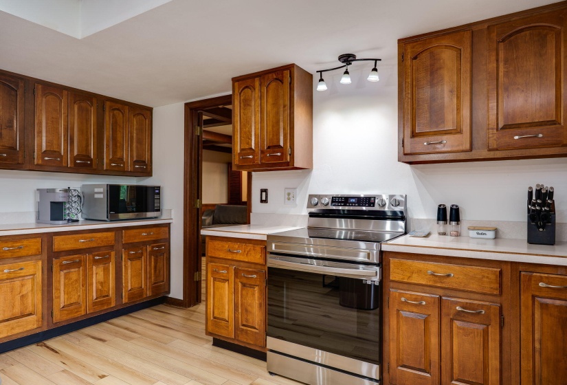 35-web-or-mls-1077-pine-meadow-terrace