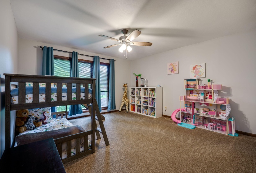 54-web-or-mls-1077-pine-meadow-terrace