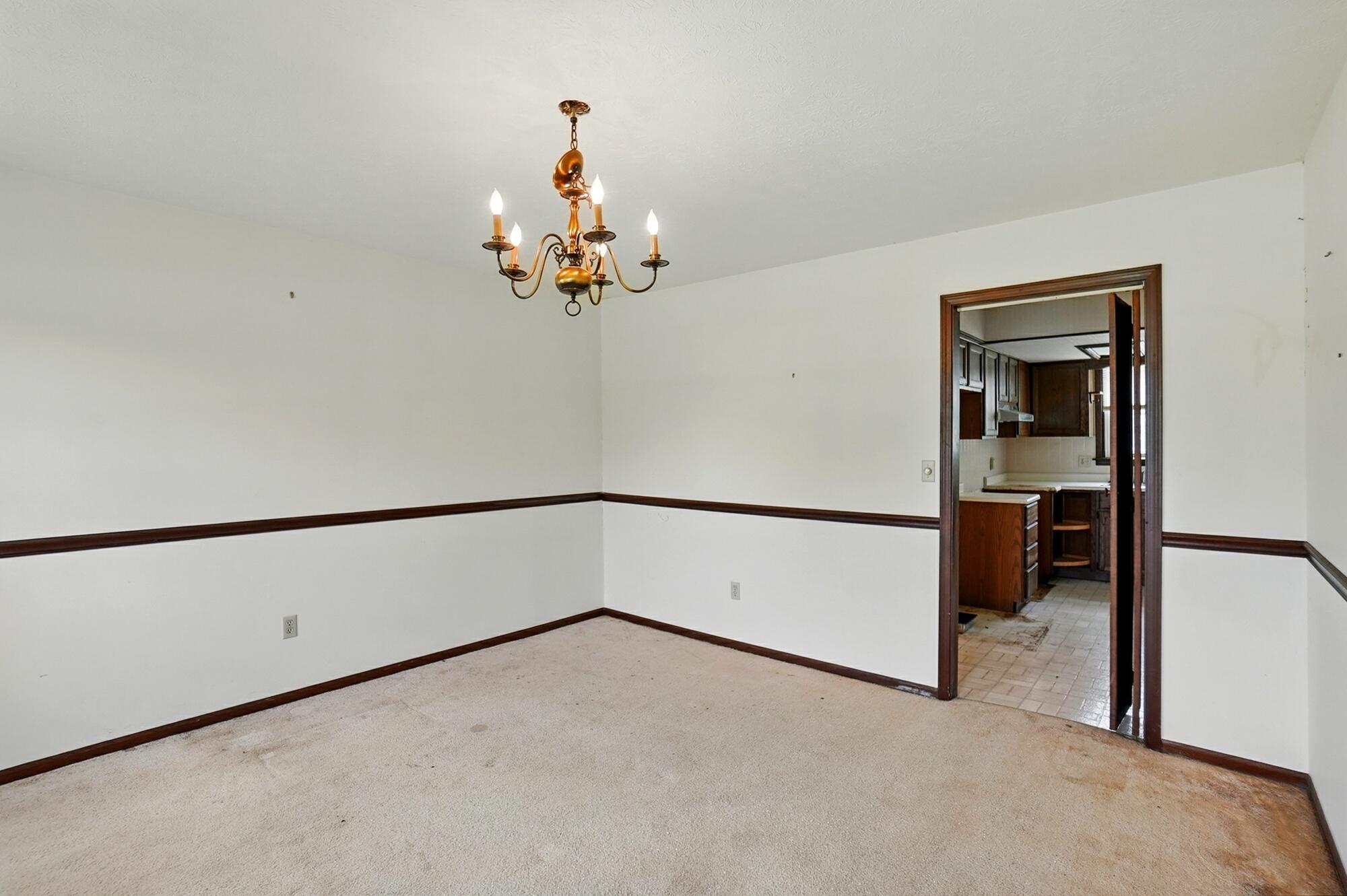 1985 Fox Run, Troy, Ohio 45373