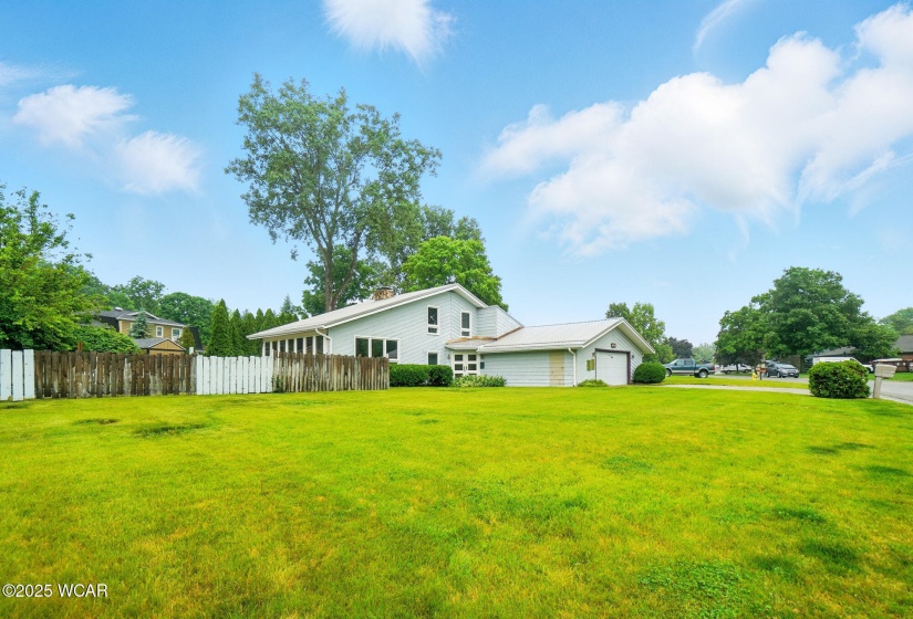 1380 Timberlane Drive, Lima, Ohio, 4 Bedrooms Bedrooms, ,2 BathroomsBathrooms,Residential,For Sale,Timberlane,307293