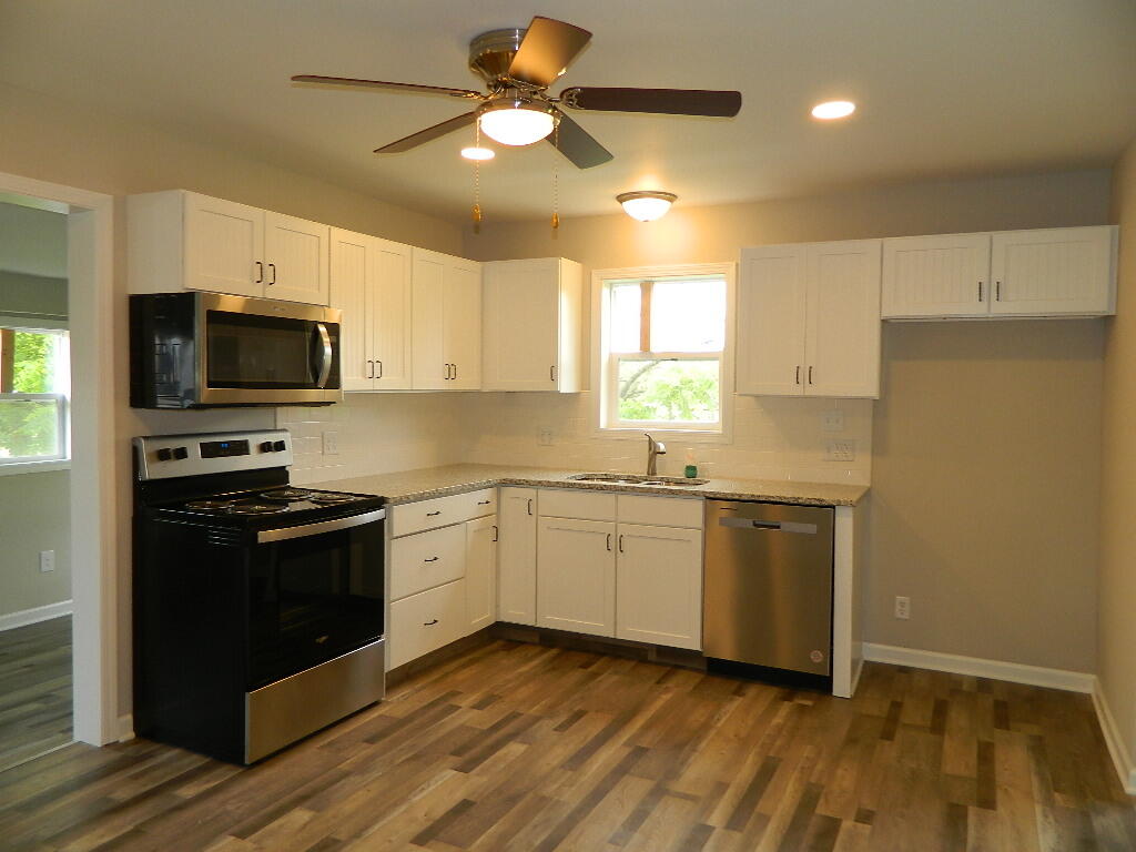 16 Walnut Street, Jeffersonville, Ohio 43128