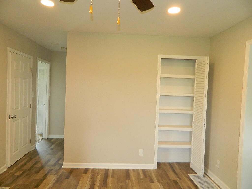 16 Walnut Street, Jeffersonville, Ohio 43128