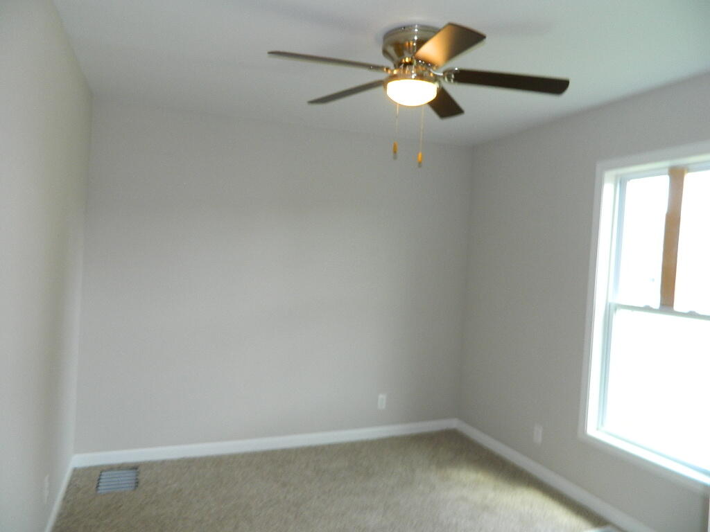 16 Walnut Street, Jeffersonville, Ohio 43128